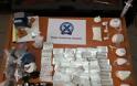 Έκλεισαν το... σούπερ μάρκετ ναρκωτικών στο Μενίδι - Βρήκαν €90.000 ακόμα και χειροβομβίδες - Φωτογραφία 3