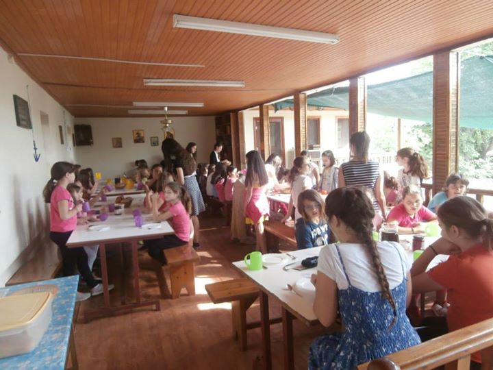 Φιλοξενία παιδιών από ολόκληρη την Πιερία στο Μοναστήρι Αγίου Γεωργίου Ρητίνης - Φωτογραφία 2