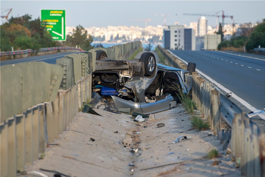 Νεκρές δύο εντεκάχρονες σε ένα απίστευτο τροχαίο - Φωτογραφία 6