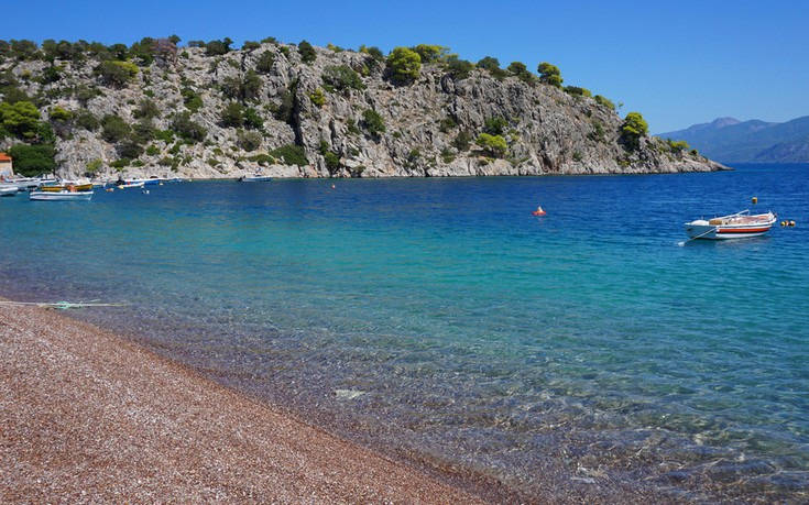 Παραλίες-διαμάντια σε απόσταση αναπνοής από την Αθήνα - Φωτογραφία 3