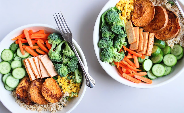 Τι είναι τα «Buddha bowls» και γιατί αποτελούν τη νέα τάση στην υγιεινή διατροφή; - Φωτογραφία 2