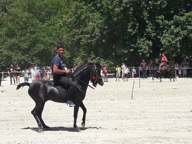 Πραγματοποιήθηκε το 10ο Αντάμωμα Καβαλάρηδων και Φίλων αλόγου, στη μαγευτική Νήσσα Μεδεώνος -(ΠΟΛΛΕΣ ΦΩΤΟ: Στέλλα Λιάπη) - Φωτογραφία 33