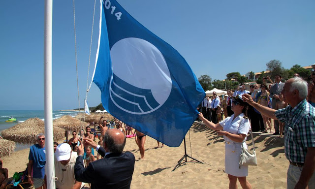 519 καθαρές παραλίες έλαβαν την «Γαλάζια Σημαία» - Από την Εύβοια βραβεύτηκαν μόνο τρεις Πλαζ - Φωτογραφία 1