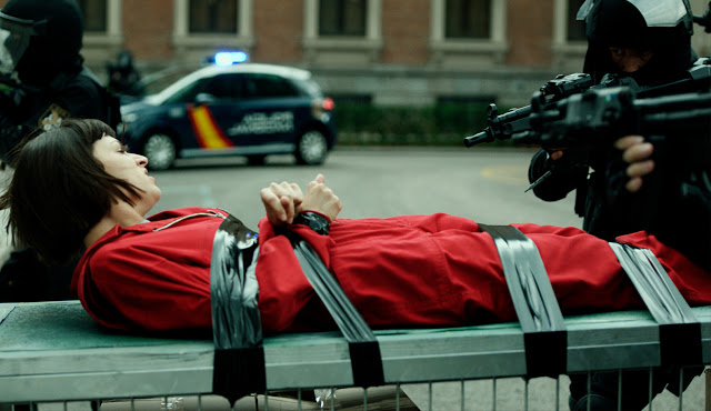 Γιατί πρέπει οπωσδήποτε να δείς το 'La Casa de Papel' - Φωτογραφία 12