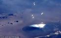 Απίστευτο! Επιβάτης αεροπλάνου κατέγραψε UFO! [photos]
