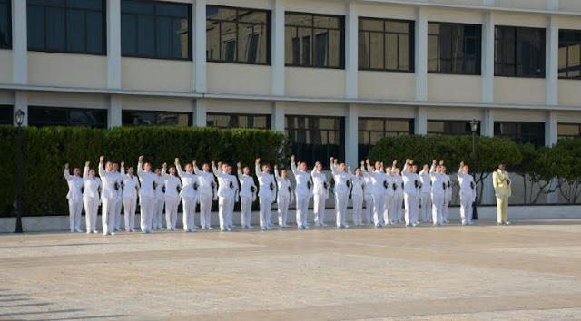 Ο ΥΕΘΑ Πάνος Καμμένος στην τελετή ορκωμοσίας των νέων Σημαιοφόρων τάξεως 2018 στη Σχολή Ναυτικών Δοκίμων - Φωτογραφία 10