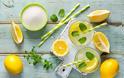 Σπιτική λεμονάδα: Συνταγή για το πιο δροσιστικό ρόφημα του καλοκαιριού