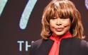 Δύσκολες ώρες για την Tina Turner -Αυτοκτόνησε ο γιος της