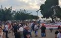 Επεισόδια στη Θεσσαλονίκη! Συγκρούσεις διαδηλωτών με αντιεξουσιαστές μετά την πορεία για τη Μακεδονία - Φωτογραφία 4