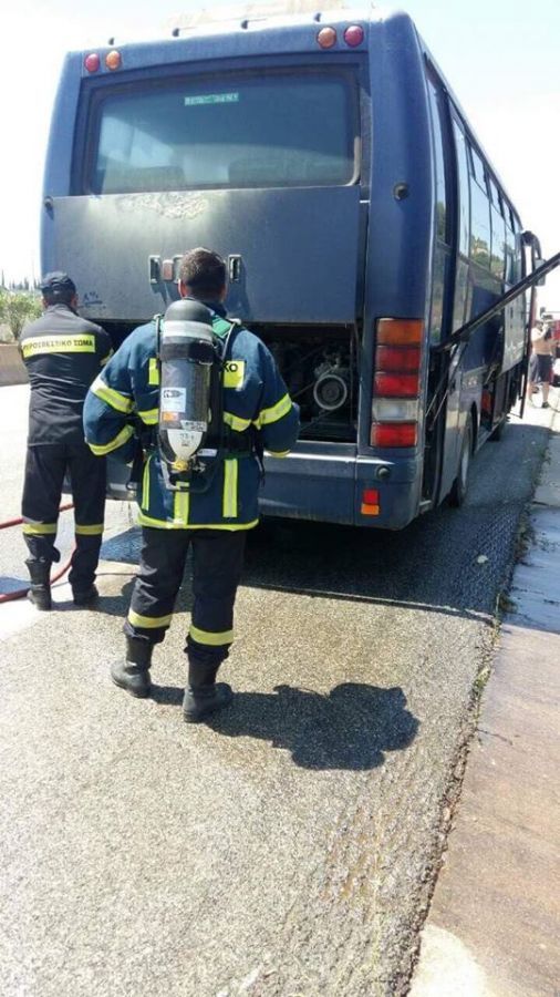 Μεσολόγγι: Παραλίγο να πάρει φωτιά λεωφορείο της ΕΛ.ΑΣ. στην Ιόνια Οδό! (ΔΕΙΤΕ ΦΩΤΟ) - Φωτογραφία 11