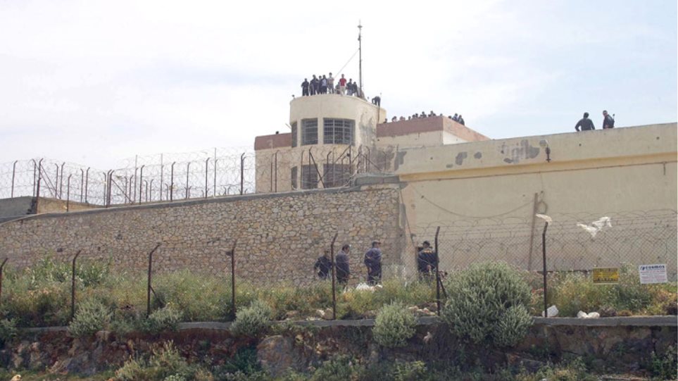 Εκβιαστές κρατούμενοι ξυλοκόπησαν Τυνήσιο στις φυλακές - Φωτογραφία 1