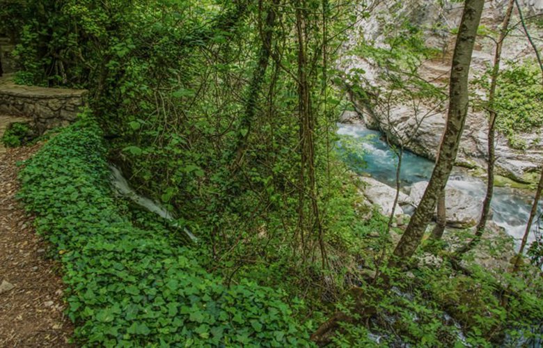 Στον Λούσιο οι νύμφες έλουσαν το νεογέννητο Δία - Φωτογραφία 5