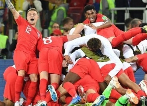 Η Αγγλία αυτοανακαλύπτεται ως ποδοσφαιρικό έθνος - Φωτογραφία 1