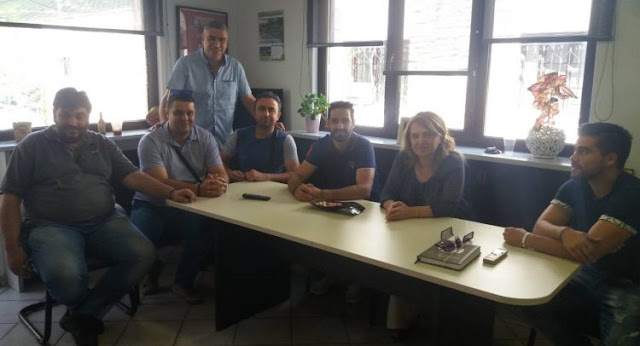 Επίσκεψη Ένωσης Καστοριάς στην βουλευτή Τελιγιορίδου για το επίδομα παραμεθορίου - Φωτογραφία 1