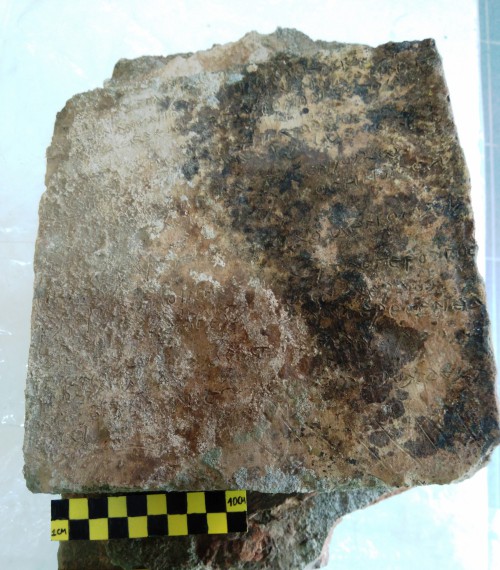 Βρέθηκε αρχαία πλάκα στην Ολυμπία που ίσως είναι το παλαιότερο σωζόμενο γραπτό απόσπασμα των Ομηρικών Επών - Φωτογραφία 2