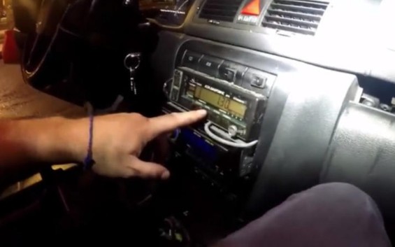 Έτσι πειράζουν τις ταμειακές μηχανές οι οδηγοί ταξί – Βίντεο της ΕΛΑΣ δείχνει βήμα-βήμα την διαδικασία - Φωτογραφία 1