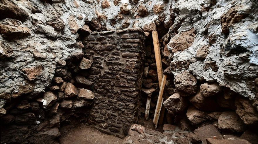 Ο μεγάλος σεισμός των 369 νεκρών στο Μεξικό αποκάλυψε ναό 1.000 χρόνων των Αζτέκων - Φωτογραφία 3