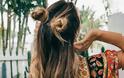 Hairstyles on the beach: Πώς να «πιάσεις» τα μαλλιά σου στην παραλία - Φωτογραφία 5