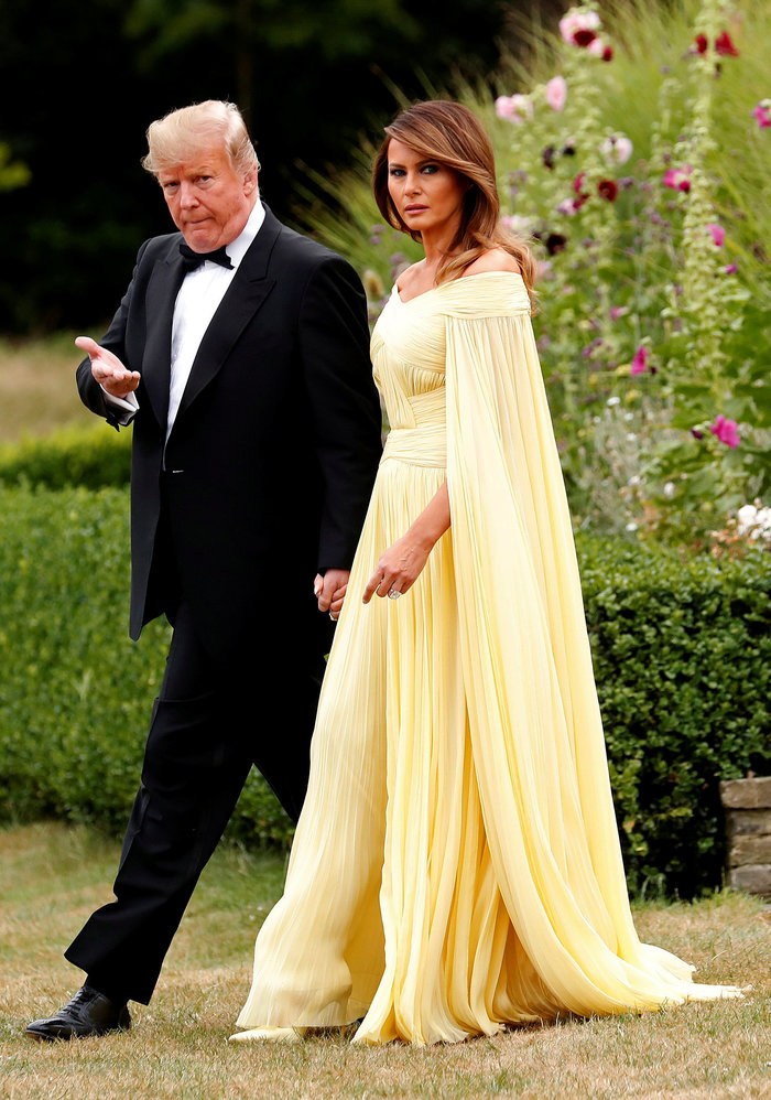 H Melania Trump ντύθηκε Στικούδη. - Φωτογραφία 7