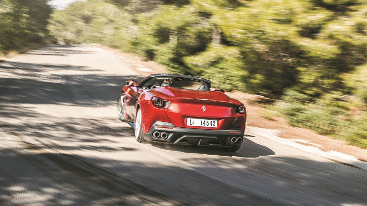 Δοκιμάζουμε τη Ferrari Portofino - ελάτε μαζί μας - Φωτογραφία 4