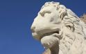 Οι θρύλοι που περιβάλλουν το λιοντάρι του Πειραιά - Φωτογραφία 3