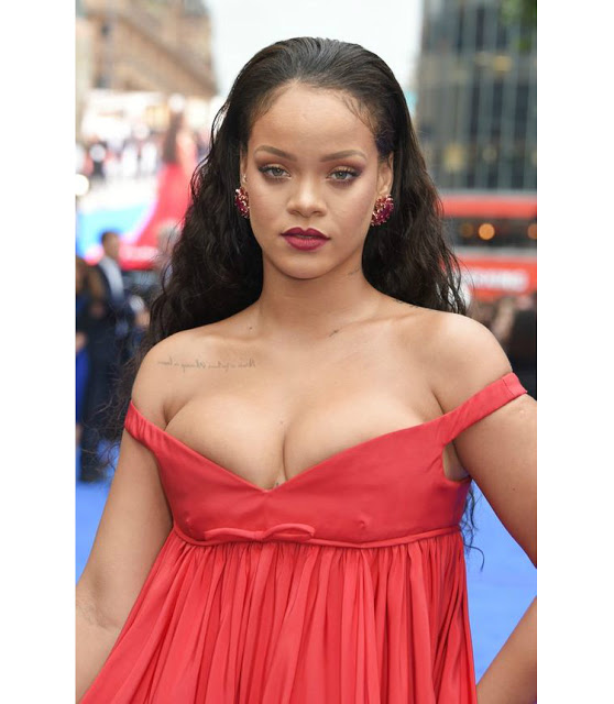 Η Rihanna είναι πολύ hot, το έχεις καταλάβει; - Φωτογραφία 4