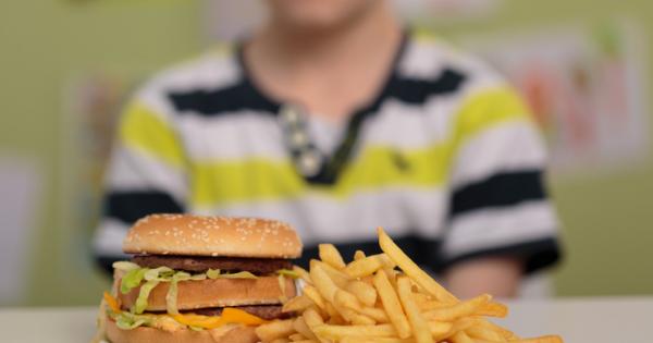 Πώς επηρεάζει το fast food την υγεία των παιδιών μας; - Φωτογραφία 1
