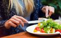 Οι 2 διατροφικοί μύθοι που πρέπει να καταρρίψεις αν θες να χάσεις βάρος