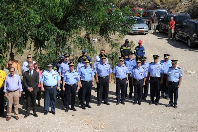 Τίμησαν τη μνήμη των πυροσβεστών που χάθηκαν στον Καρέα - Φωτογραφία 10