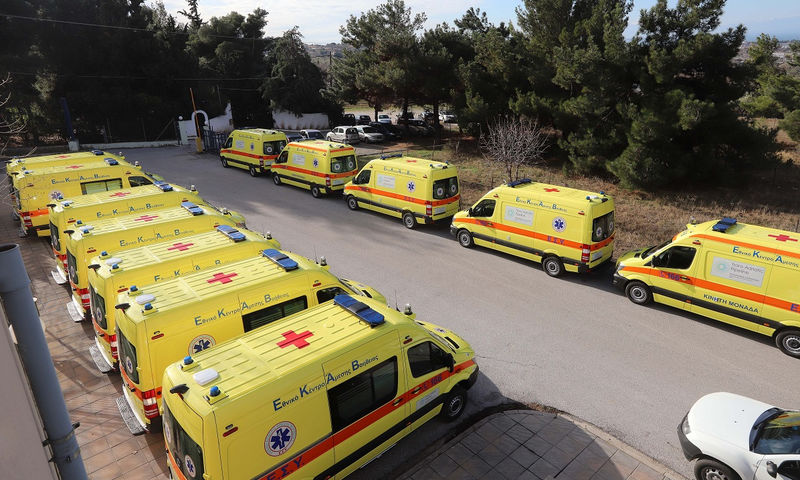 ΕΚΑΒ: Με 28 νέα ασθενοφόρα ενισχύονται τα παραρτήματα Πάτρας, Τρίπολης και Λαμίας - Φωτογραφία 1
