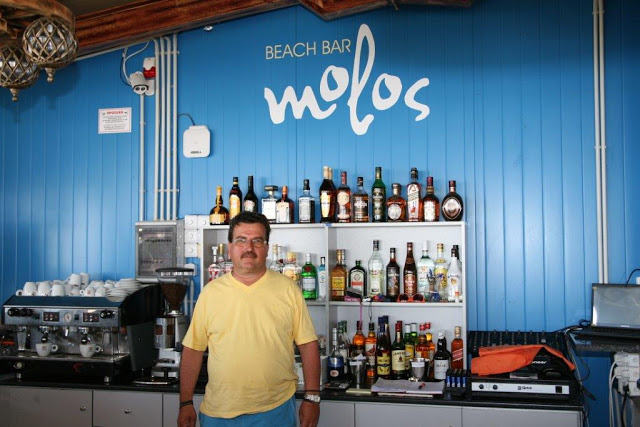 Club MOLOS Πάλαιρος- Πογωνιά: Με απίστευτη θέα στη θάλασσα και κοσμοπολίτικη ατμόσφαιρα! - Φωτογραφία 45