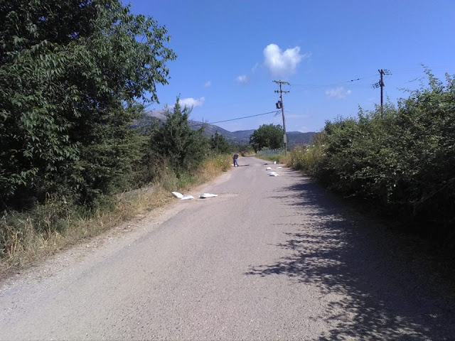 Η Π.Ε. Αιτωλοακαρνανίας προχώρησε σε συντήρηση και κάλυψη λακκουβών στο δρόμο Χρυσοβίτσα Ξηρομέρου -Βαλόστρατο -ΦΩΤΟ - Φωτογραφία 21