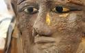 Αίγυπτος: Βρέθηκε σπάνια επιχρυσωμένη μάσκα μούμιας με άρωμα... Ελλάδας