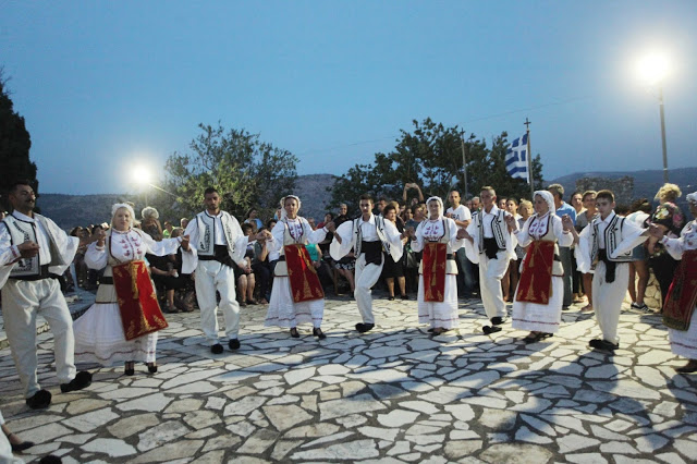 Ο Εσπερινός στο μοναστήρι του Προφήτη Ηλία στο Καραϊσκάκη με το Φακό του ΧΡΗΣΤΟΥ ΜΠΟΝΗ - Φωτογραφία 35