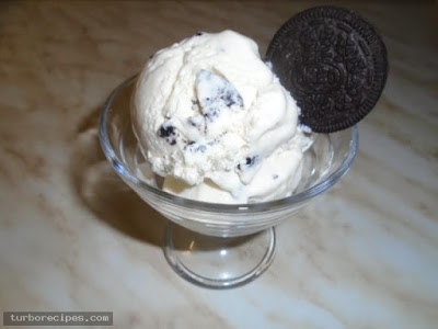 Παγωτό με μπισκότα oreo - Φωτογραφία 1