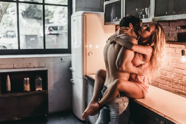 Σεξ στην κουζίνα: Μικρά μυστικά για μεγάλη απόλαυση! - Φωτογραφία 2