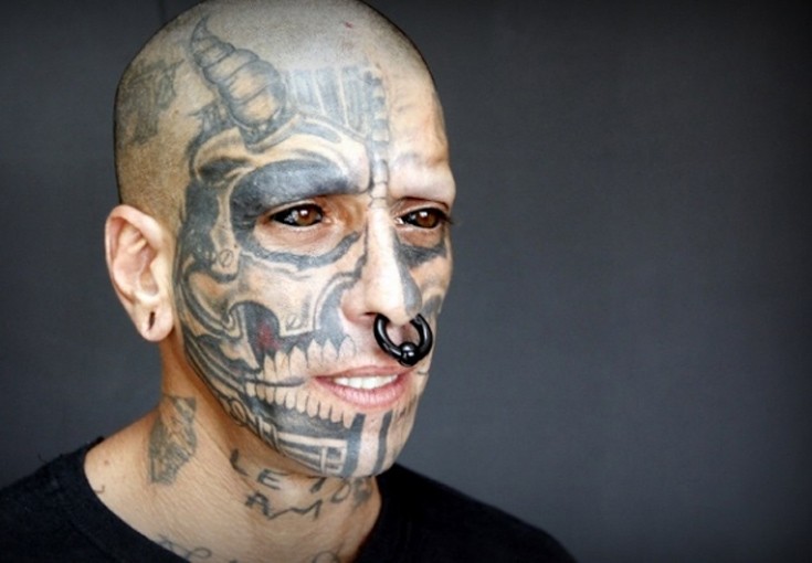 Το τερμάτισαν! Αυτοί είναι οι άνθρωποι με τα περισσότερα tattoo στον κόσμο... [photos] - Φωτογραφία 1
