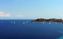Μπάνιο κάθε μέρα: Το άγνωστο ελληνικό νησί που έχει όλο το χρόνο ζεστά νερά και καθόλου κύμα [photos] - Φωτογραφία 5