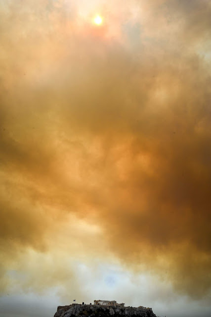 Μεγάλη φωτιά στην Κινέτα - Μέχρι την Εύβοια έφτασαν οι καπνοί! (ΦΩΤΟ & ΒΙΝΤΕΟ) - Φωτογραφία 3