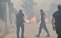 Μάχη με τις φλόγες στην Κινέτα: Η φωτιά έφτασε στην Εθνική οδό - Κάηκαν σπίτια - Φωτογραφία 8
