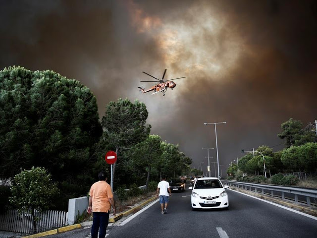 Σε πύρινο κλοιό η Αττική – Σε κατάσταση έκτακτης ανάγκης έχουν κηρυχτεί Ανατολική και Δυτική Αττική - Φωτογραφία 2