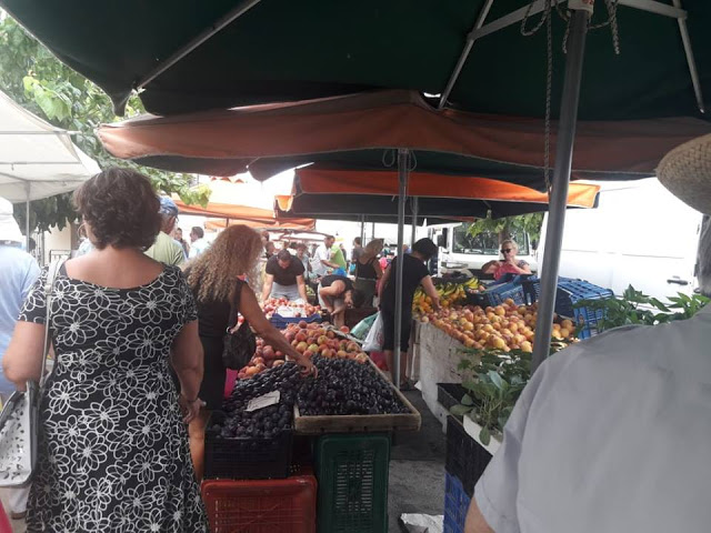 ΣΗΜΕΡΑ: Μια βόλτα στην Λαϊκή Αγορά της ΒΟΝΙΤΣΑΣ (ΦΩΤΟ: Στέλλα Λιάπη) - Φωτογραφία 1