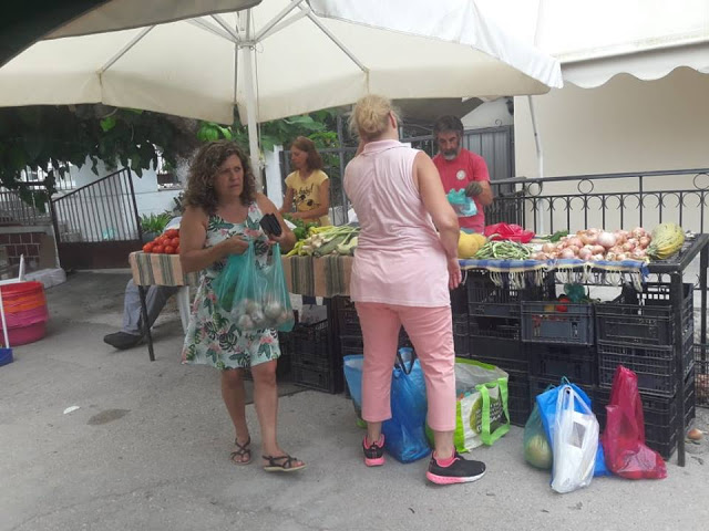 ΣΗΜΕΡΑ: Μια βόλτα στην Λαϊκή Αγορά της ΒΟΝΙΤΣΑΣ (ΦΩΤΟ: Στέλλα Λιάπη) - Φωτογραφία 14