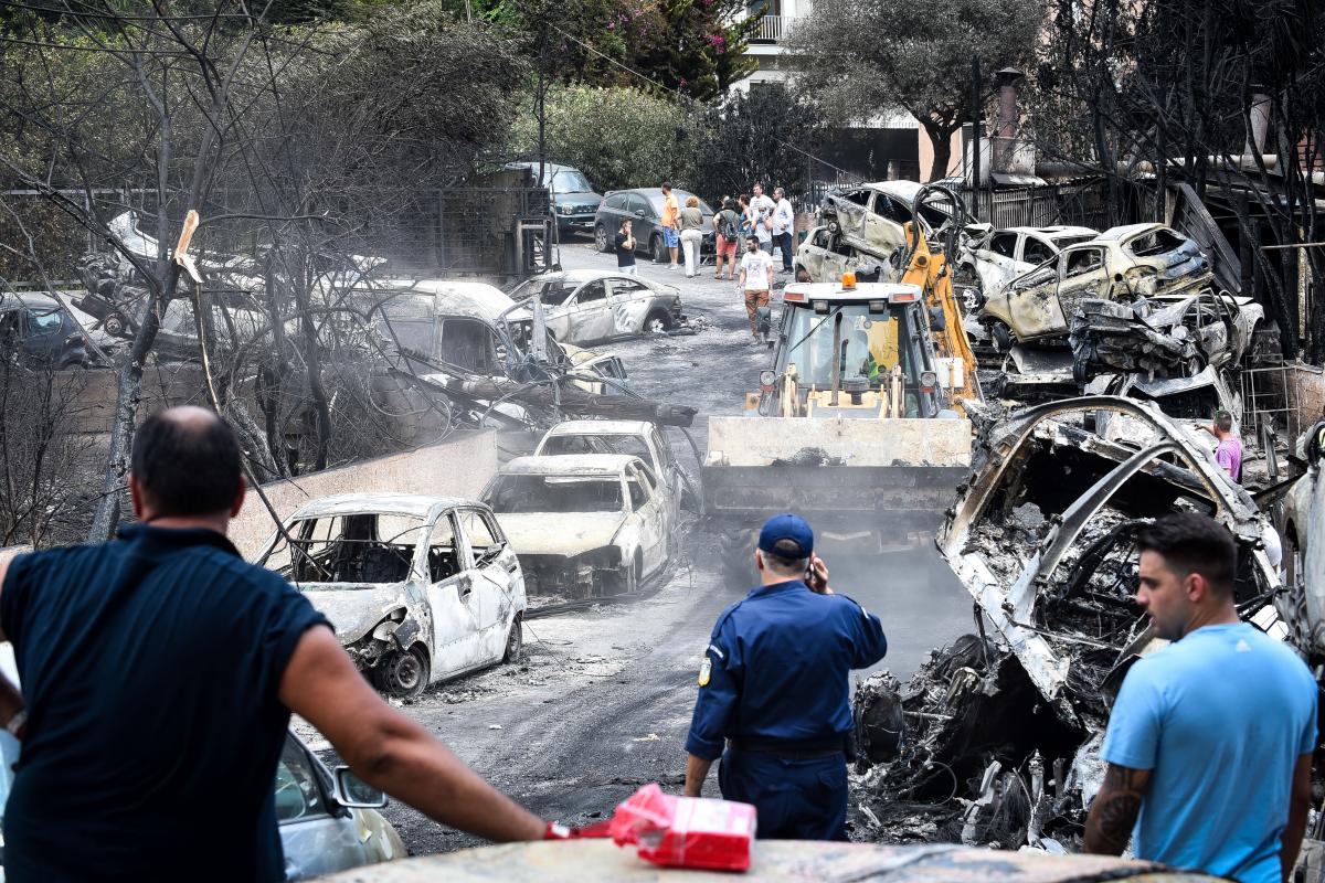 Στους 80 οι νεκροί - Συγκλονιστικές φωτογραφίες από την έρημη γη - Φωτογραφία 10