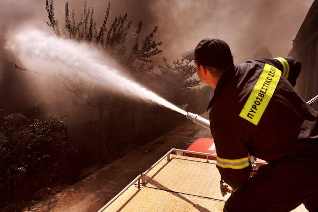 Επιλαχόντες πενταετείς πυροσβέστες που είναι ακόμα εποχικοί αναμένουν μια απάντηση - Φωτογραφία 1