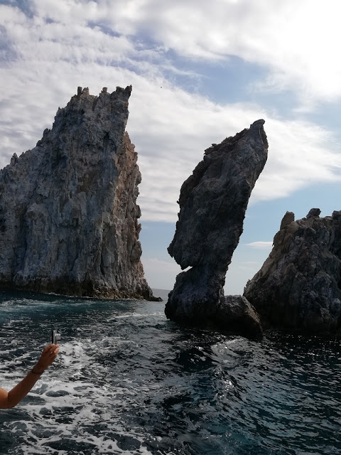 Η αμόλυντη Πολύαιγος: Στο μεγαλύτερο ακατοίκητο νησί του Αιγαίου με τις φυσικές πισίνες - Φωτογραφία 3