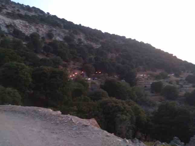Κρήτη:Τέλεσαν τρισάγιο για τα θύματα της πυρκαγιάς σε ξωκλήσι της Κρήτης - Φωτογραφία 8