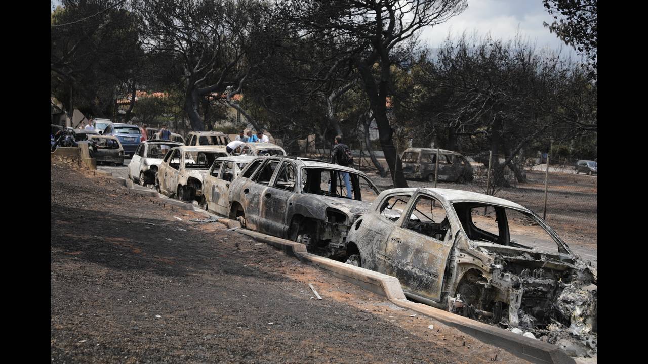 Φωτιά Αττική: «Μάνδρα και Ραφήνα ίδιες περιπτώσεις πολεοδομικής αυθαιρεσίας» λέει ο Ευ. Λέκκας - Φωτογραφία 34