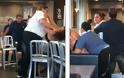Υπάλληλος εστιατορίου McDonald’s πλακώνει στο ξύλο πελάτισσα επειδή προσπάθησε να γεμίσει Κύπελλο νερού με σόδα [photos+video]