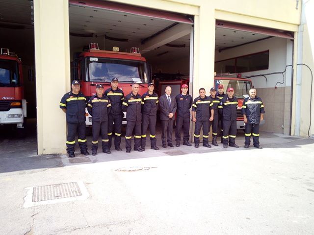 Την Πυροσβεστική Υπηρεσία Μεγάρων επισκέφθηκε ο Πρέσβης της Τσεχίας - Φωτογραφία 1